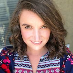 Meet your Posher, Caitlin